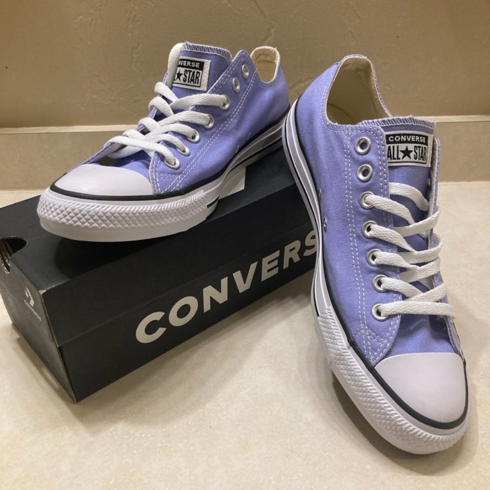 Unisex Converse Sneakers Brand New